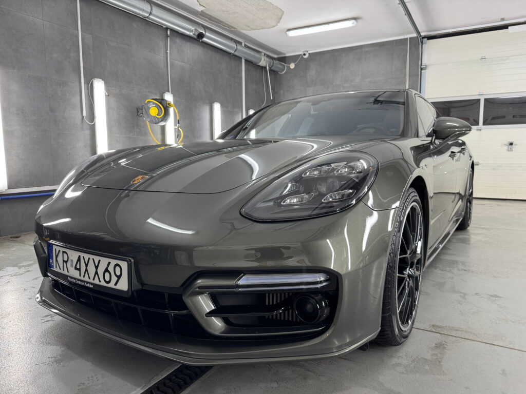 Porsche Panamera GTS